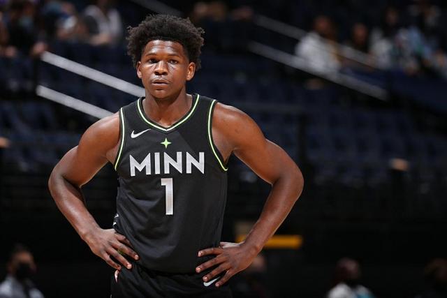 起了球迷和 起了球迷和