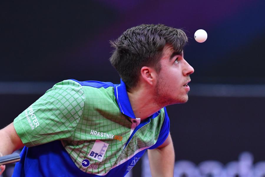 战胜武汉三 战胜武汉三